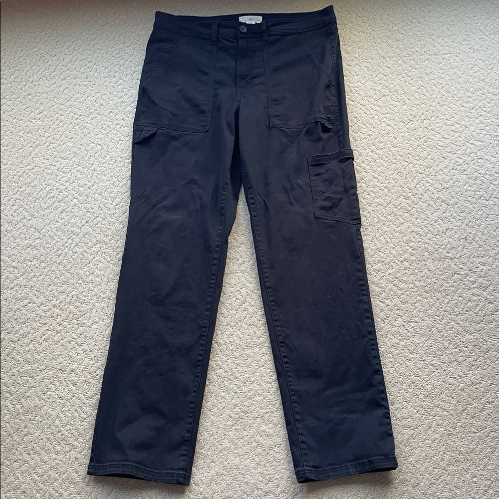 H&M Women’s Black Cargo Style Pants Size 10